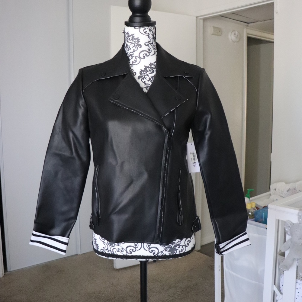 Guess jacket 100% viscose